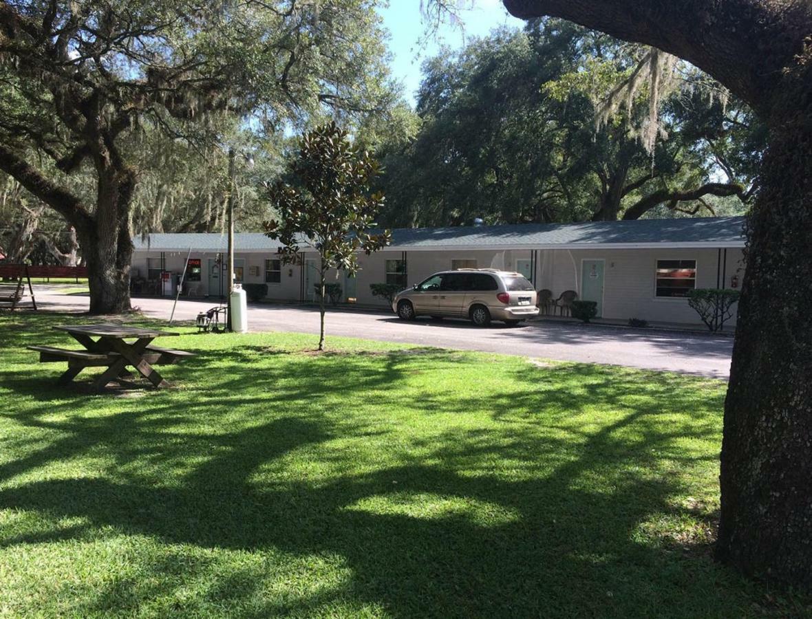Cindy'S Motel & Rv Park Mayo Extérieur photo
